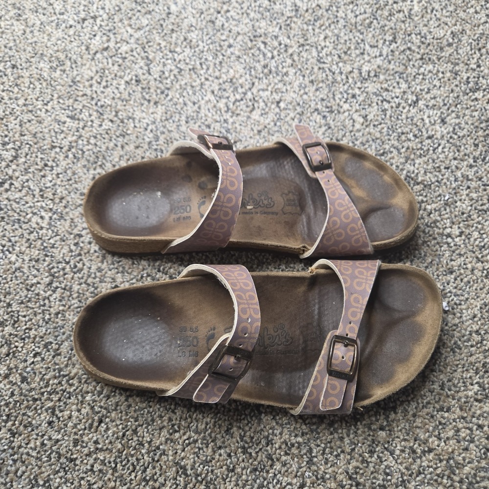 BIRKENSTOCK ARIZONA TWO STRAP SANDALS SZ 39/ L6 M8 250